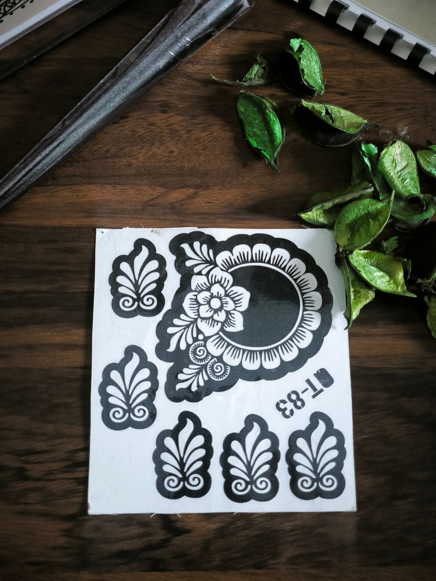 “Reusable Mehndi Stencil – Easy Henna Tattoo Template”